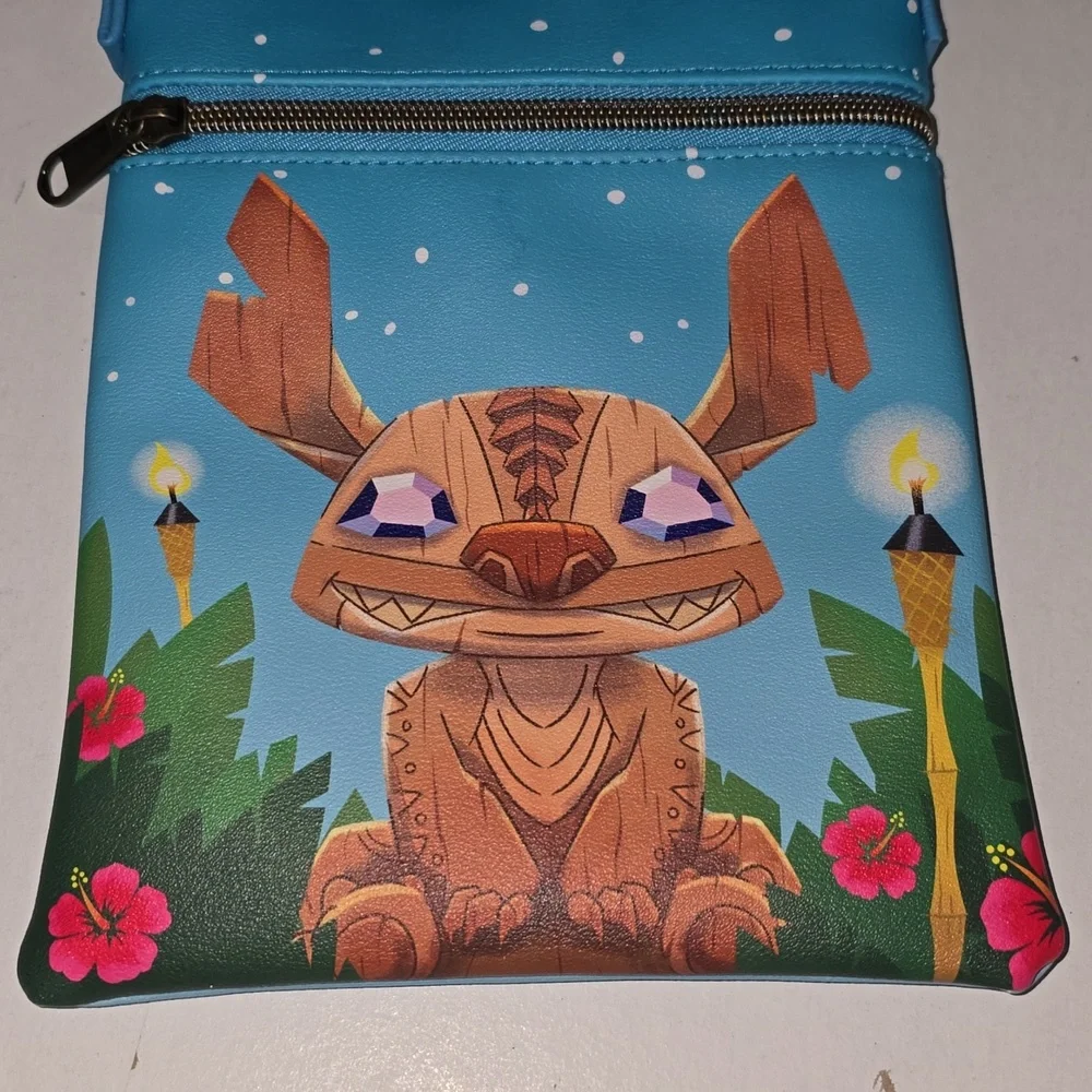 Disney Lilo and Stitch Carved Wood Tiki Stitch Passport Bag NWT